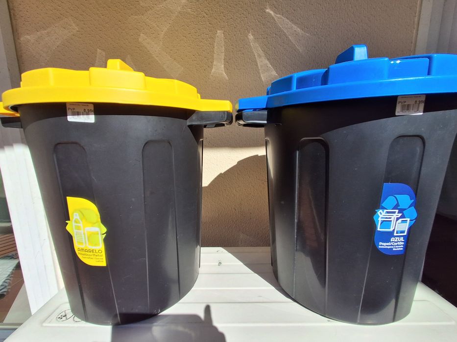 Caixotes de reciclagem