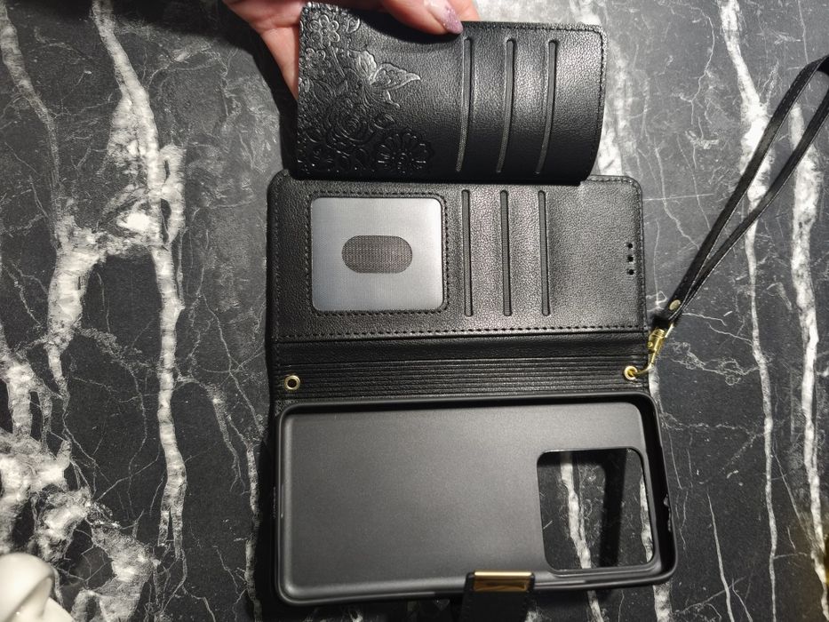 Etui, portfel do Xiaomi Redmi Note 14 pro +