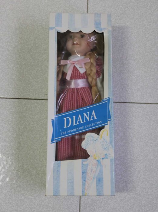 Bonecas de porcelana (pintadas à mão)