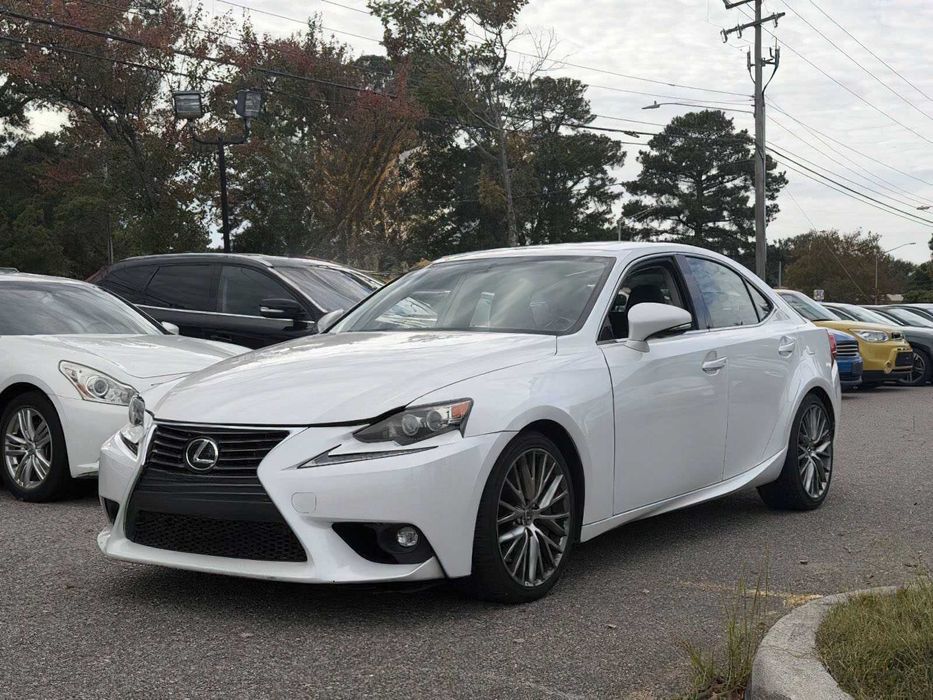 Lexus IS 300      2016