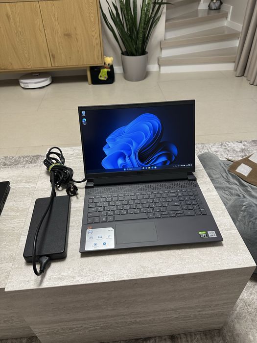 Ноутбук Dell 15.6. i5-10200H. 8/512gb. RTX 3050 4gb.