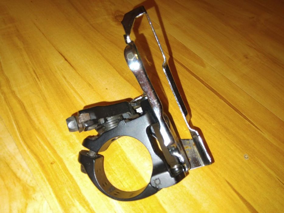 Przednia przerzutka Shimano Deore XT Fd-T8000