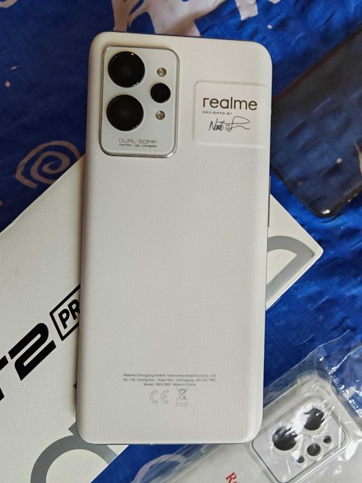 realme gt 2 pro paper white