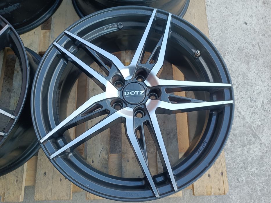 Легкосплавні диски 5 105 R18 DOTZ