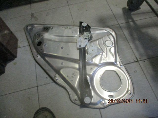 Elevador vidros trás direito MERCEDES-BENZ Classe C Carrinha (S204)
