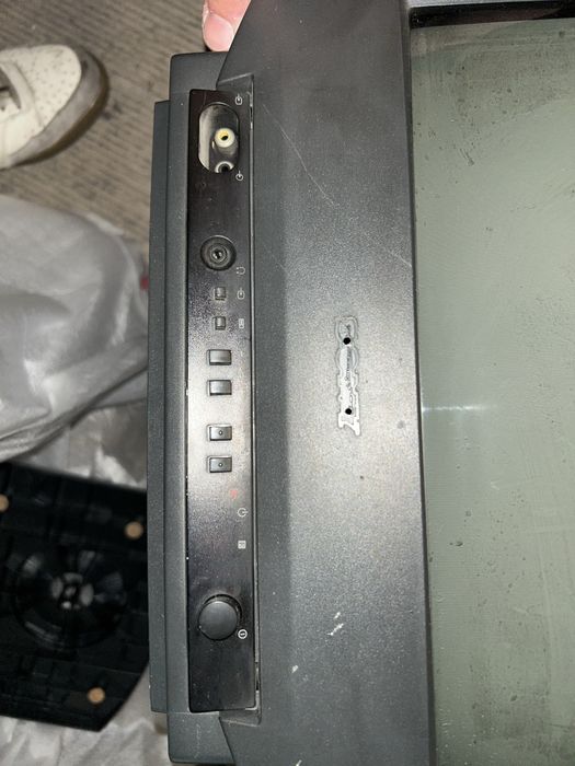 Televisão CRT Sony Trinitron – com comando e antena