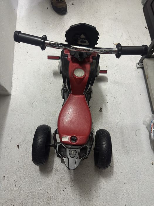 Triciclo Mota menino Bmw