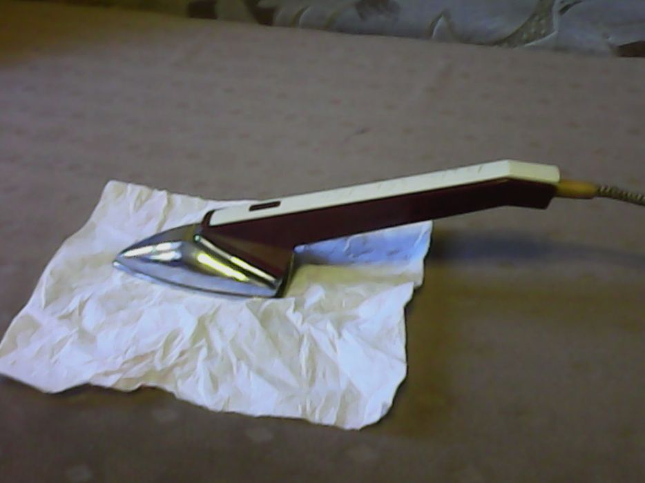 mini zelazko 230 v