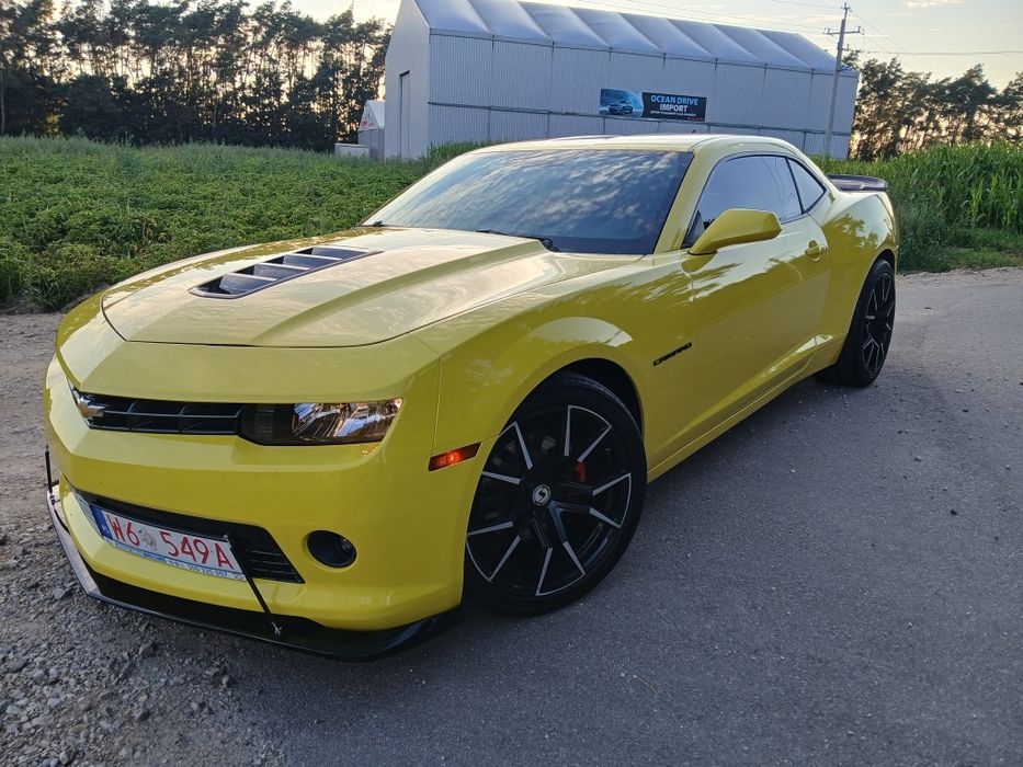 Chevrolet Camaro BUMBLEBEE