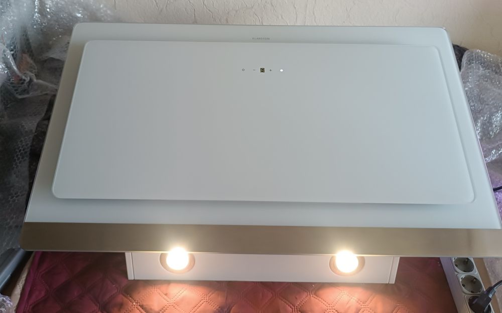 Витяжка настінна Klarstein Aurora Eco 90, біла