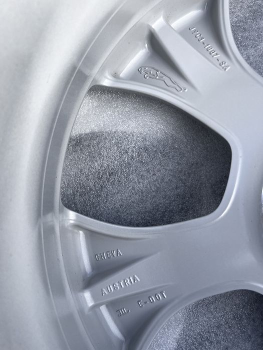 5/108 R20 Jaguar E Pace , I Pace / Range Rover Evoque