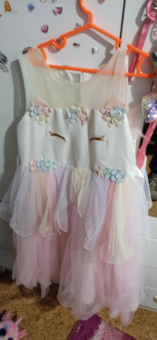 Vestido de unicórnio