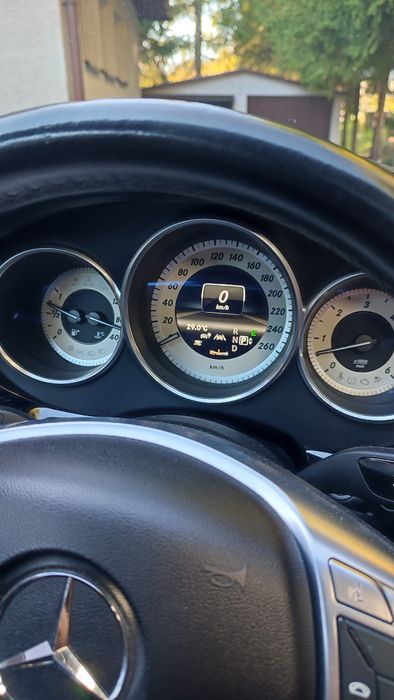 Mercedes cls w 218 AMG 4matic radio pełen android