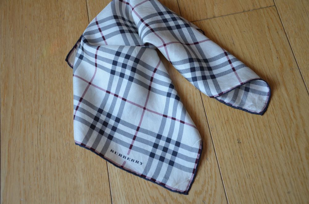 Burberry apaszka chusta 100% Silk jedwab