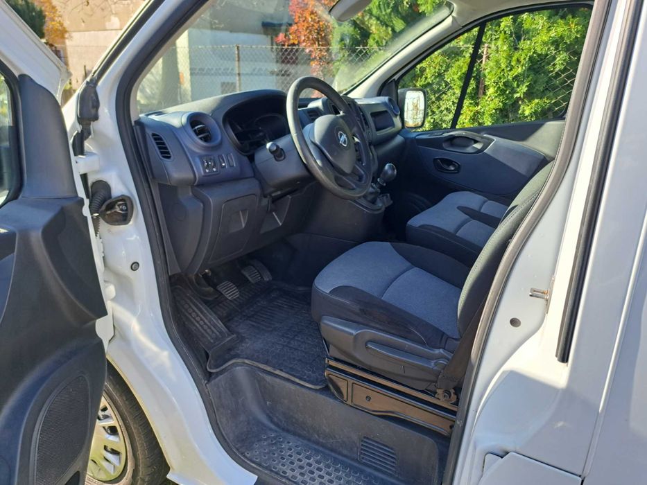 Opel Vivaro  Brygadówka