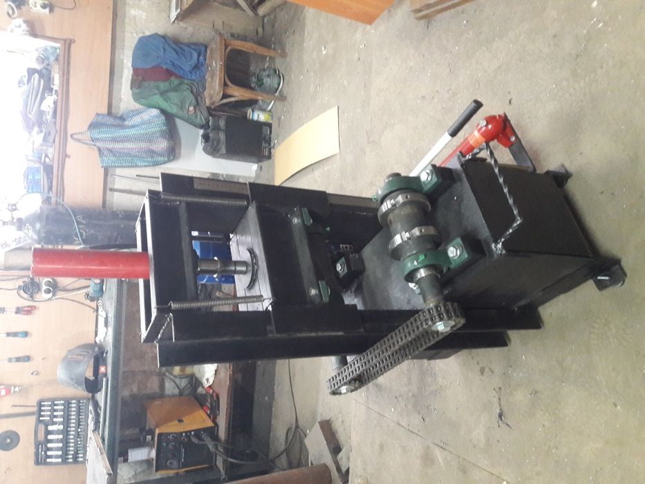 Профилегиб, трубогиб