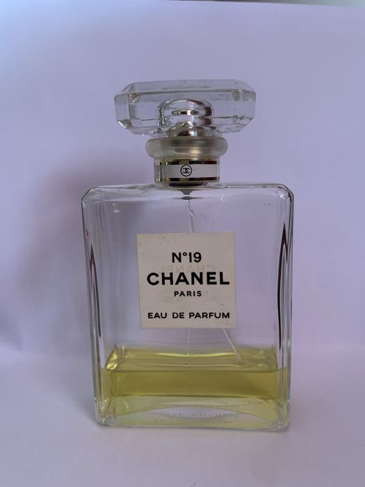 chanel 19 - купити парфумерію - Ціна на OLX.ua