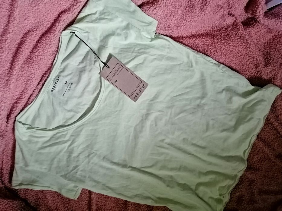 MEDiCiNE bluzka koszulka t-shirt Z surowymi brzegami 100% BAWEŁNA nowa