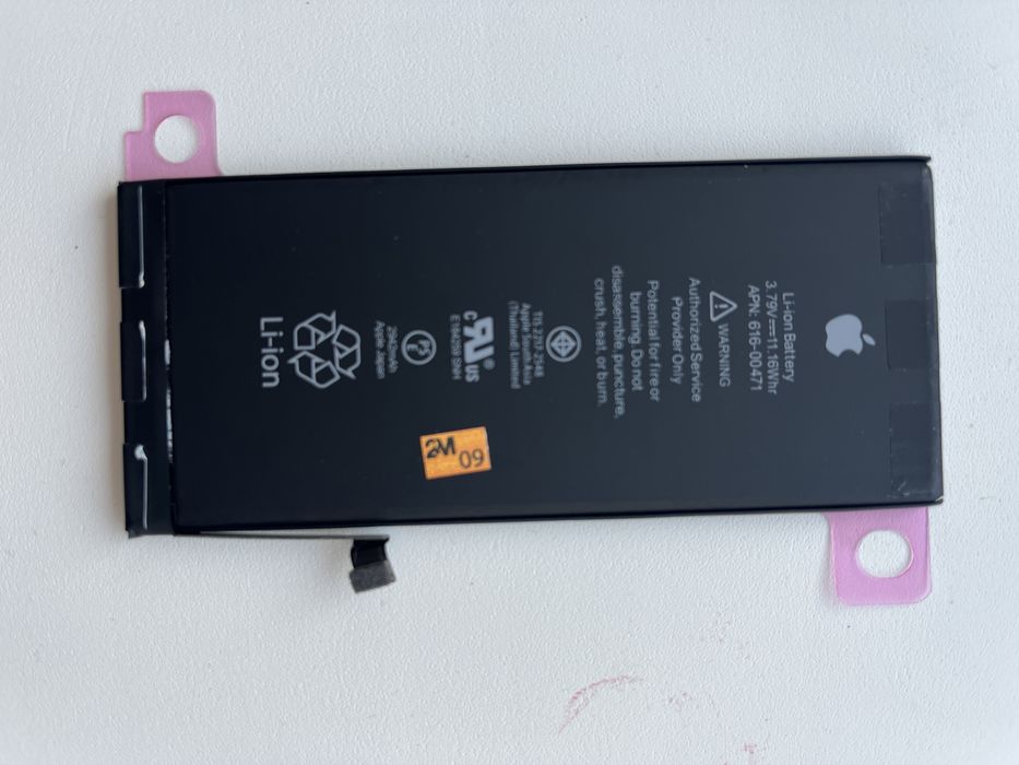 Акумулятор на IPhone Xs