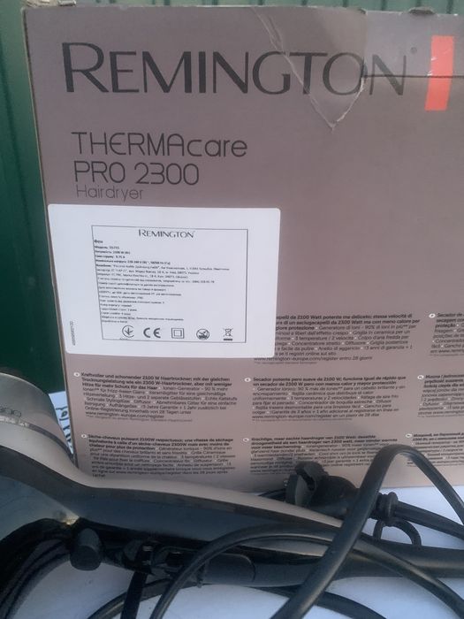Фен Remington Thermacare Pro 2300