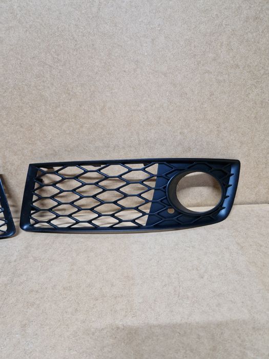 Audi RS4 B7 kratka zaślepka zderzaka lewa prawa komplet