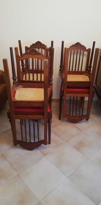 Mobília de sala completa (2 móveis + 1 mesa extensível + 6 cadeiras)