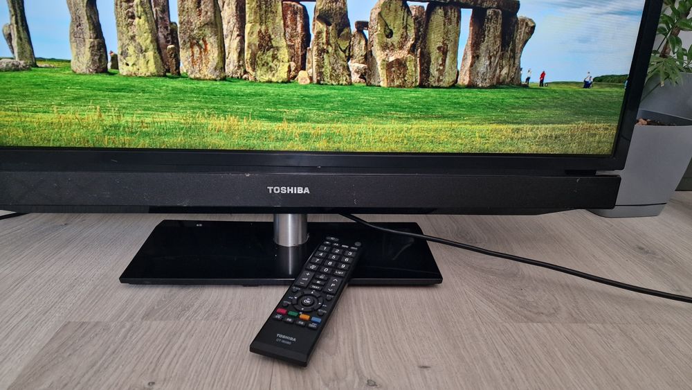 Телевізор  TOSHIBA 32PU201V1