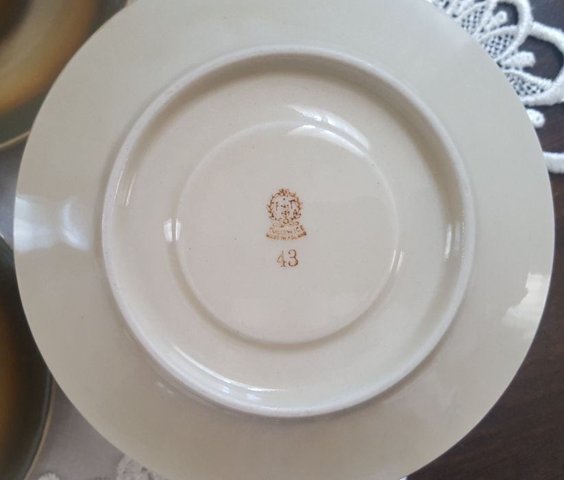 Tułowice ,,Ania" porcelitowy serwis kawowy beż i brąz /23 elementy