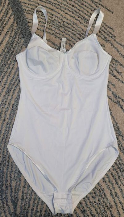 Triumph Новий боді