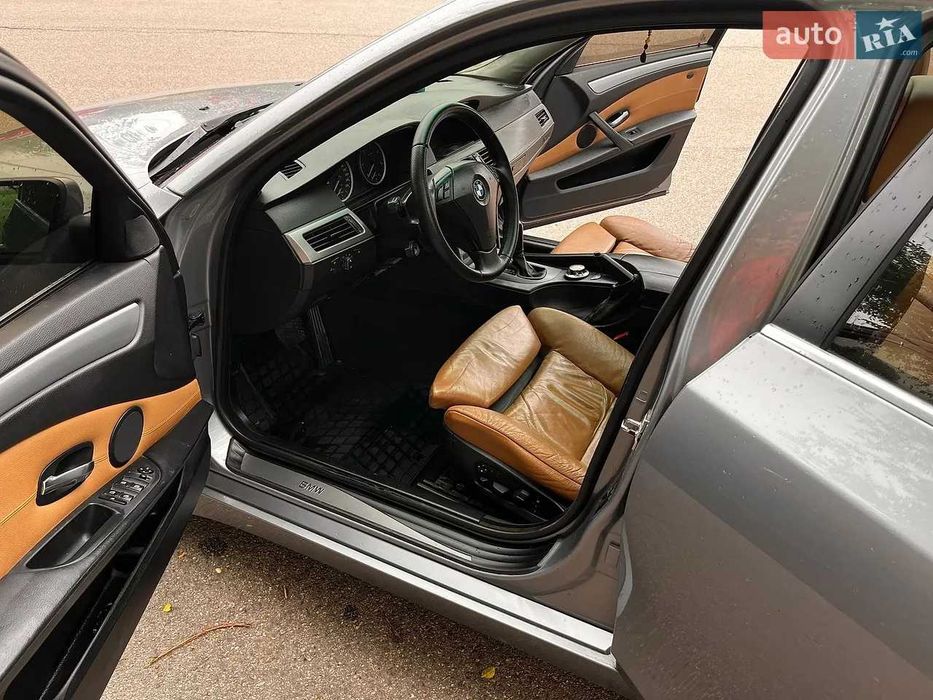 BMW 5 Series 2004