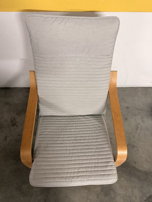 Poltrona IKEA POÄNG
