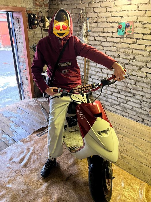 Yamaha Super jog ZR st6R/T