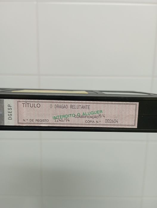 O Dragão Relutante - Walt Disney VHS - Desenhos Animados
