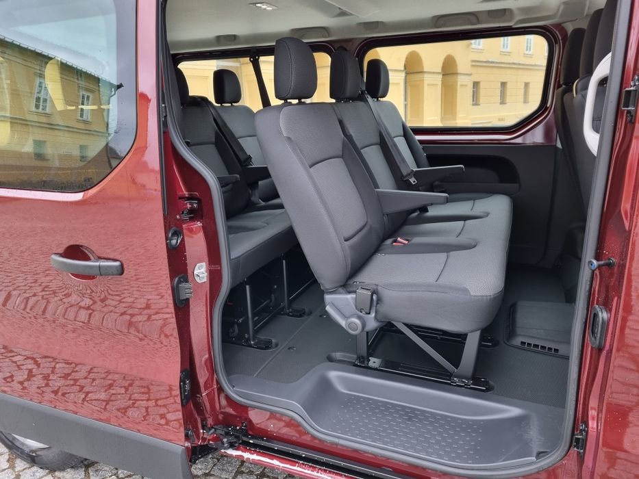 Wynajem busa 9 osobowy NOWY -Wypożyczalnia wolne terminy na Sierpień