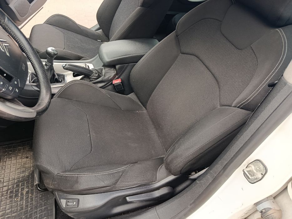 Fotele siedzenia kanapy citroen C5 X7 komplet