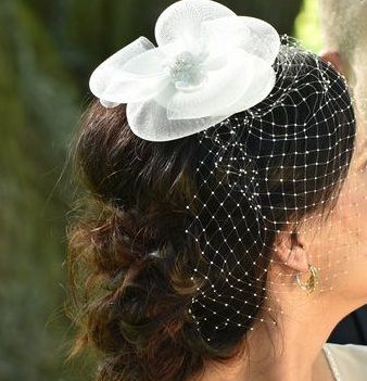 Oryginalna suknia ślubna + koszulka + toczek