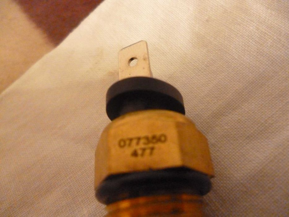 Датчик температуры охлаждающей жидкости XEMS93