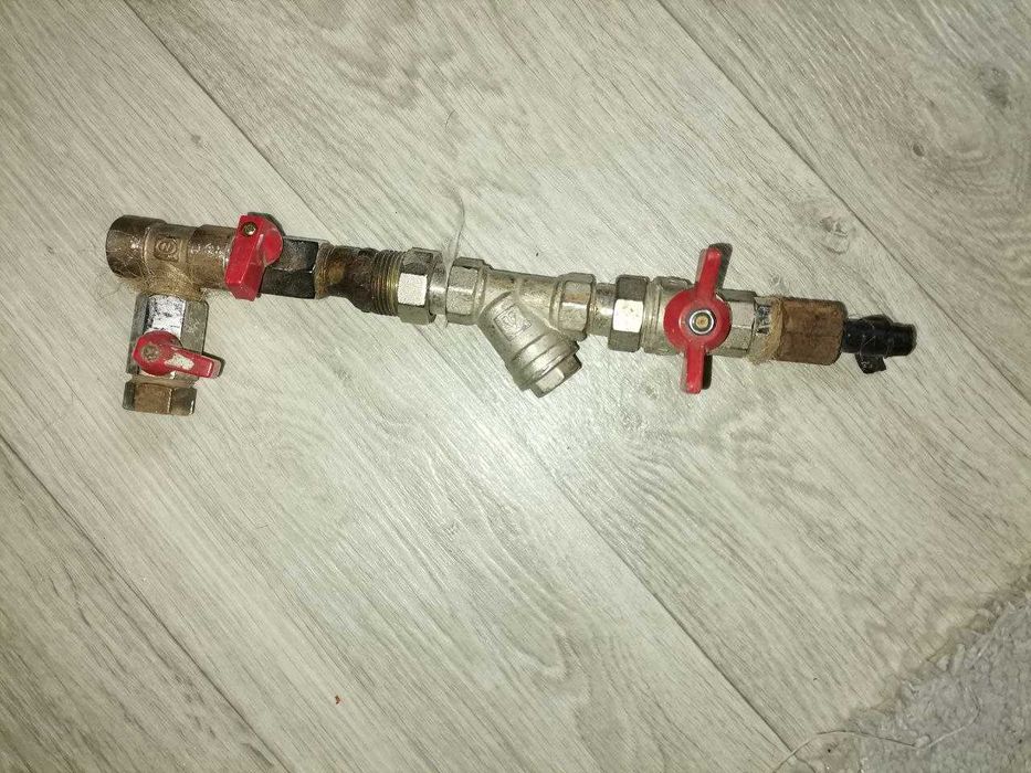 Продам крани запірні