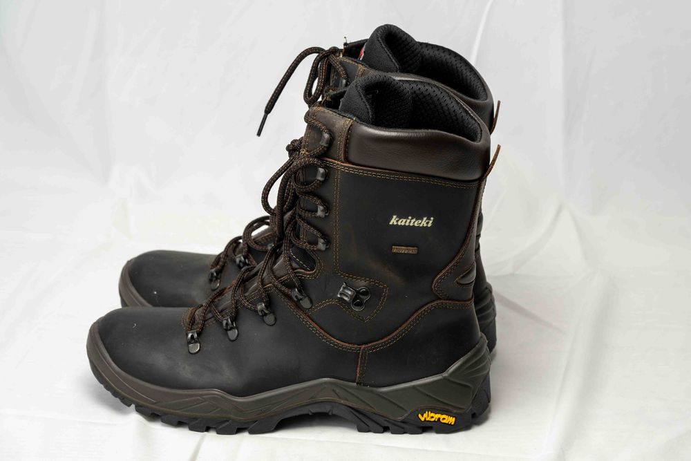 Buty zimowe męskie R44