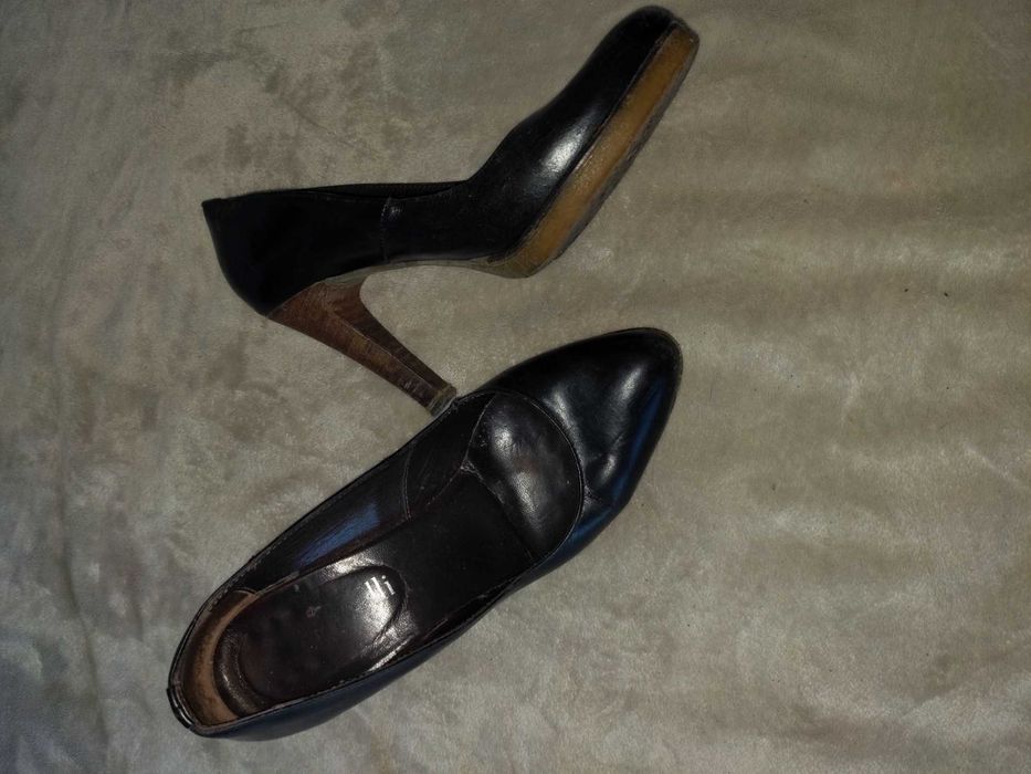 2€ Sapatos Senhora Nº38 - Em excelente estado!