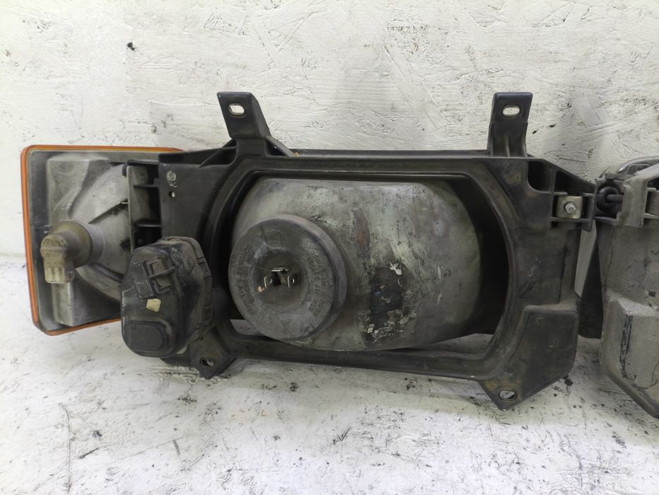 передня фара передные фары volkswagen transporter T4 фольксваген Т4