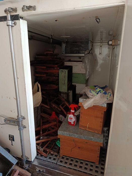 Contentor Térmico POLIMIL – Porta Lateral + 2 Portas Traseiras | Frio não garantido