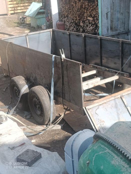Продам прицеп двох осьний
