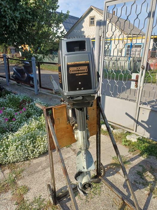 Лодочний мотор Suzuki DT25-30c, двигун до човна сузукі 25-30