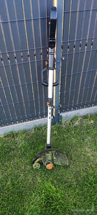 Podkaszarka akumulatorowa Worx WG163E.2 20V 30cm 2Ah