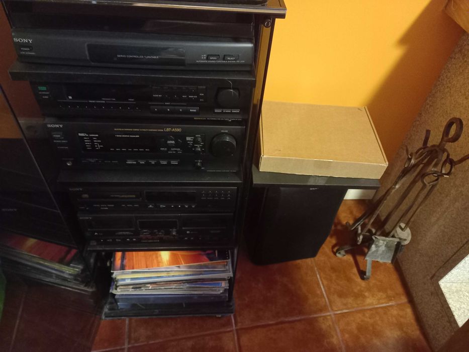 Aparelhagem Sony com móvel Technics