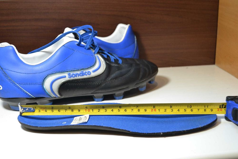 sondico 46р бутсы кожаные оригинал бампы шиповки копочки