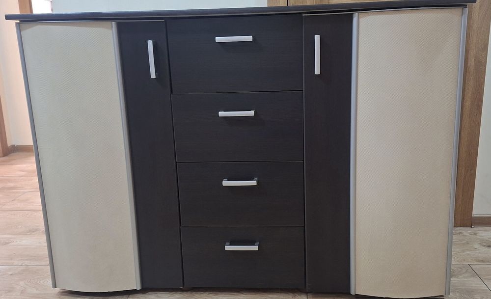 Komoda 132x46x92