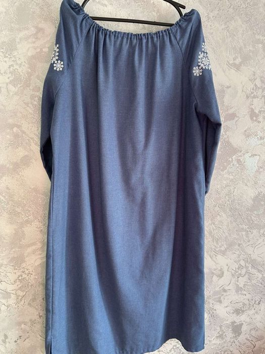 Жіноче плаття вишиванка