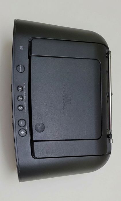 Продам магнітолу Sony ZS-RS60BT